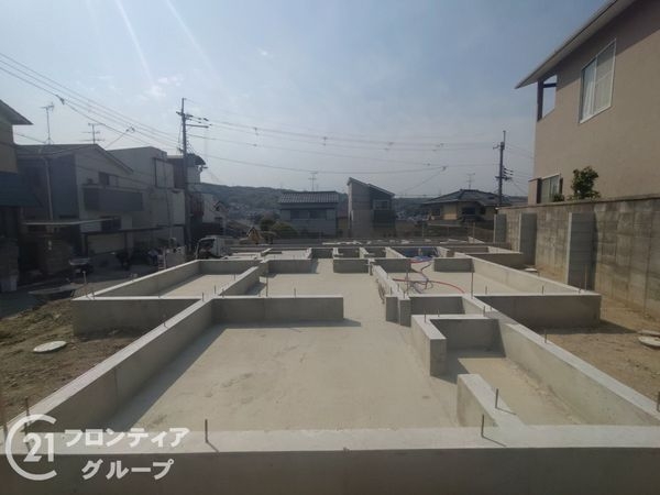 生駒市俵口町　新築一戸建て　2号棟