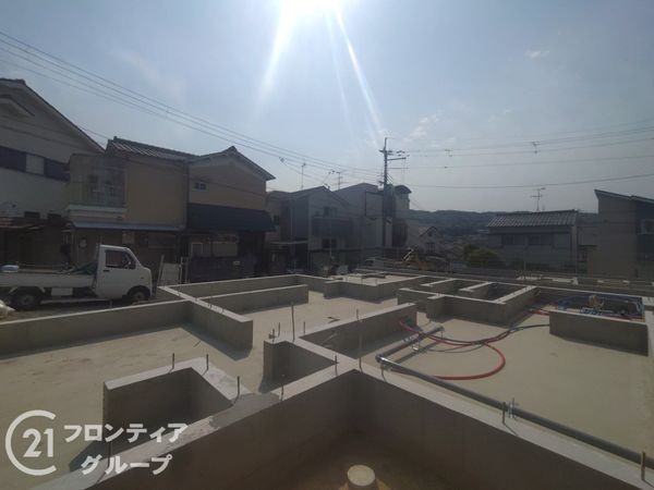 生駒市俵口町　新築一戸建て　2号棟