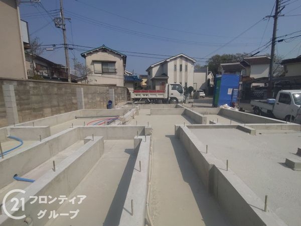 生駒市俵口町　新築一戸建て　2号棟