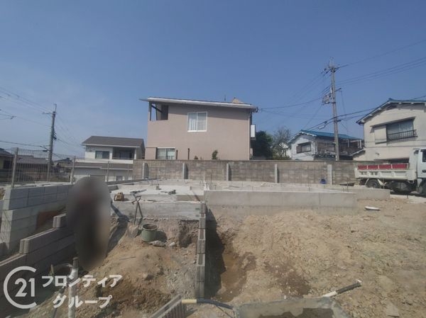 生駒市俵口町　新築一戸建て　2号棟