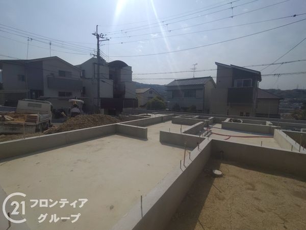 生駒市俵口町　新築一戸建て　2号棟