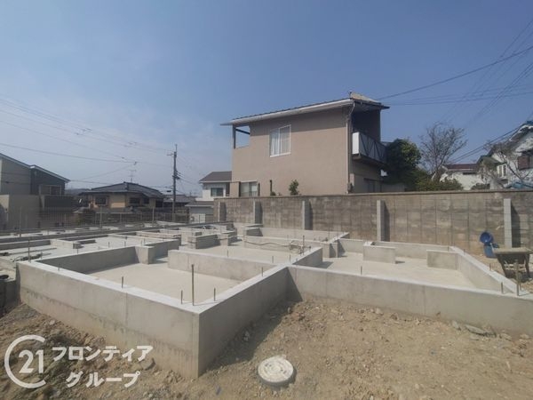 生駒市俵口町　新築一戸建て　2号棟