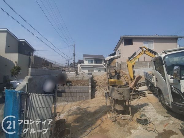 生駒市俵口町　新築一戸建て　2号棟