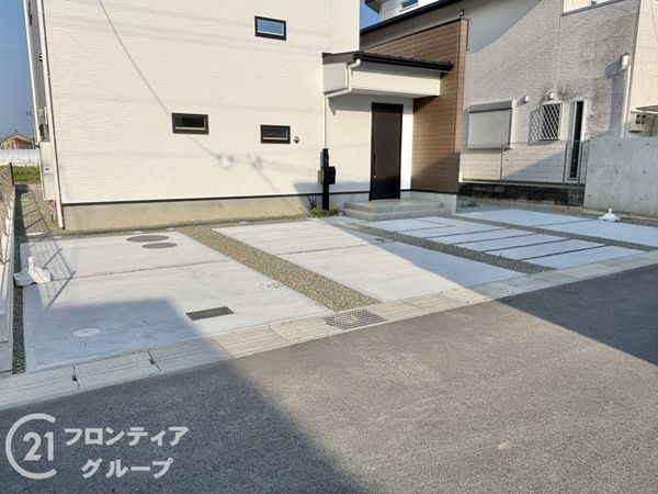 大和高田市大字勝目　新築一戸建て　３号地