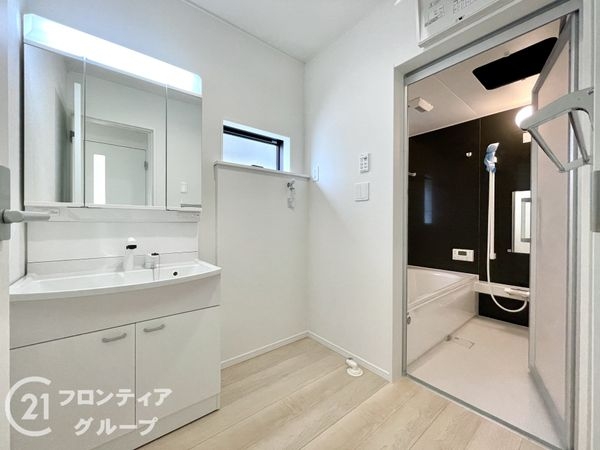 木津川市木津町　新築一戸建て　第３　１号棟