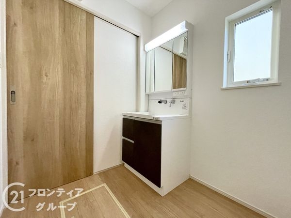 大和郡山市今国府町　新築一戸建て　第１　２号棟