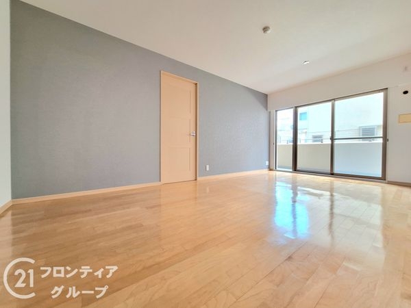 カレンドスクエア東生駒ヒルトップ　中古マンション