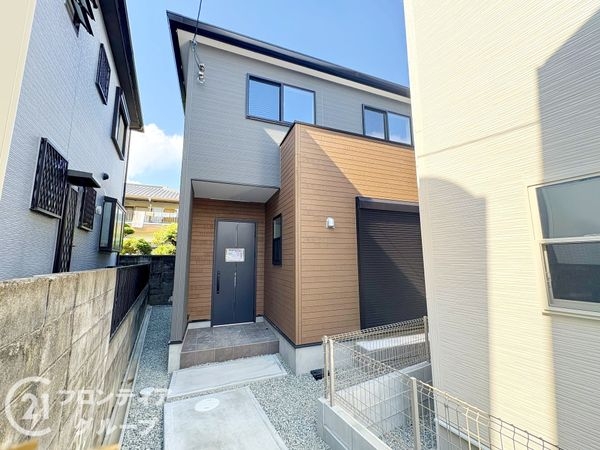 生駒市有里町　新築一戸建て　第１　１号棟