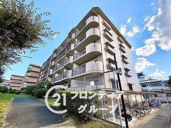 あやめ池グランドハイツA棟　中古マンション