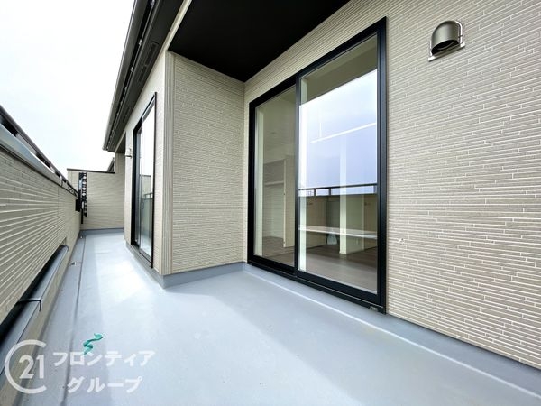 天理市前栽町　新築一戸建て　１期　５号棟