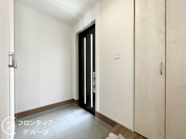 天理市前栽町　新築一戸建て　１期　５号棟