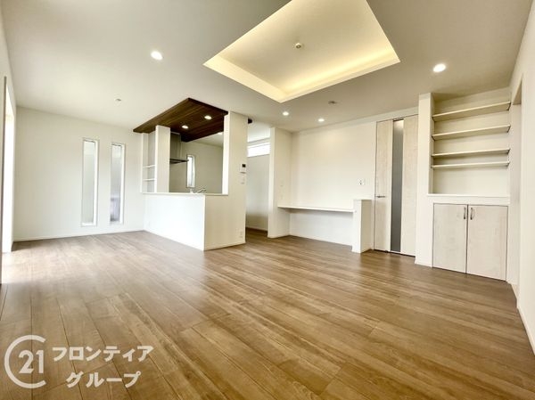 天理市前栽町　新築一戸建て　１期　５号棟
