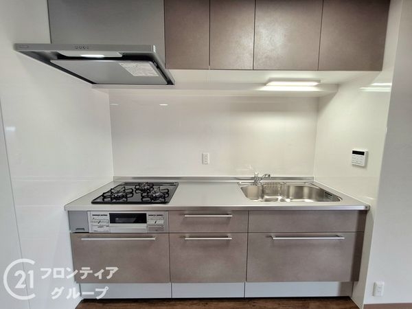 奈良三条町住宅３号棟　中古マンション