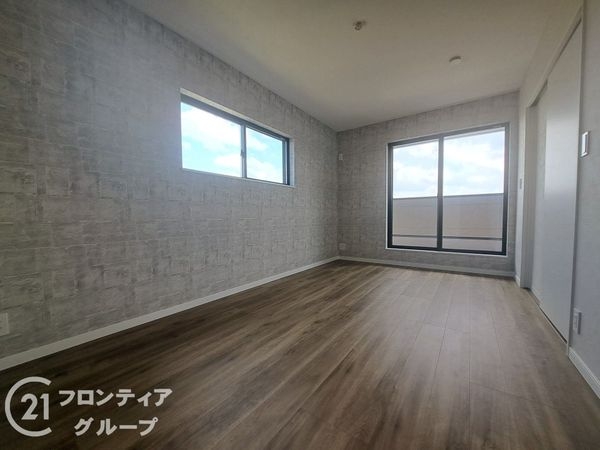 大和高田市東雲町　新築一戸建て