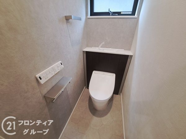 大和高田市東雲町　新築一戸建て
