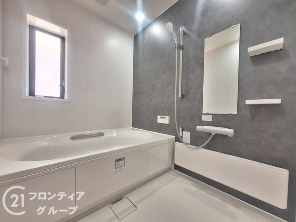 奈良市二名２丁目　中古一戸建て