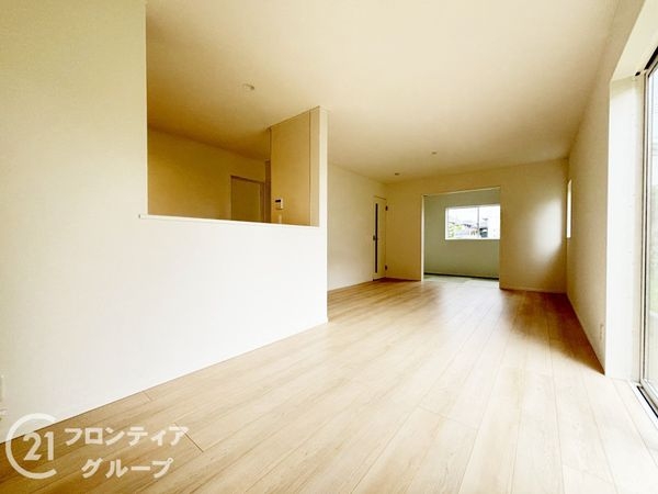 大和郡山市南井町　新築一戸建て　第9　2号棟