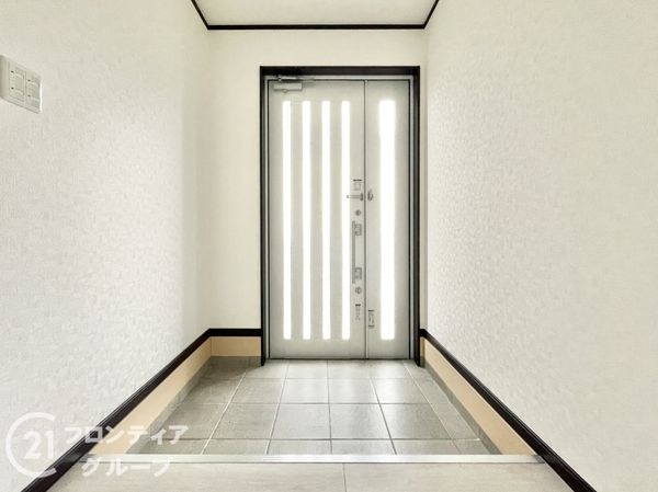 天理市櫟本町の中古一戸建て