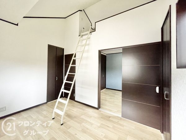 天理市櫟本町の中古一戸建て