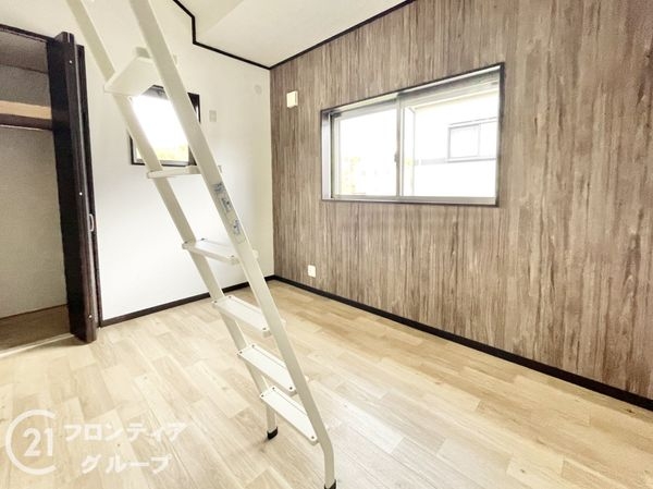 天理市櫟本町の中古一戸建て