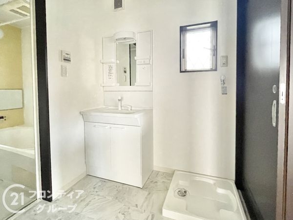 天理市櫟本町の中古一戸建て