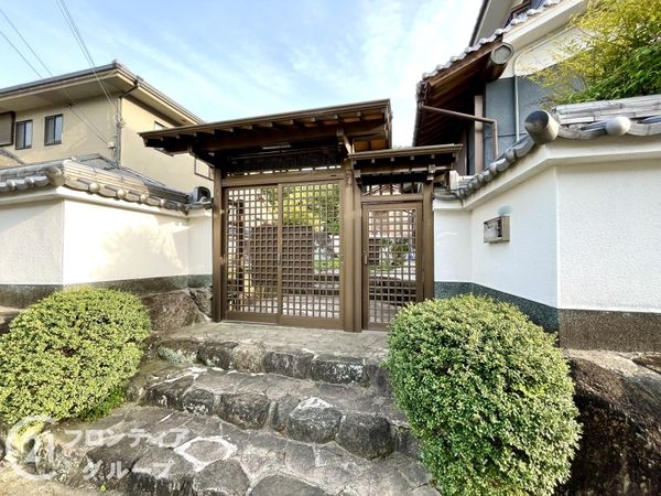 生駒郡三郷町立野南２丁目の中古一戸建て
