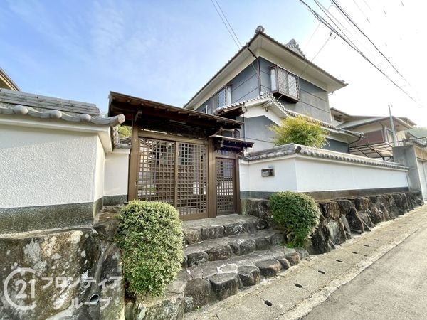 生駒郡三郷町立野南２丁目の中古一戸建て