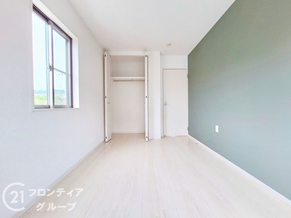 生駒市小平尾町の中古一戸建て
