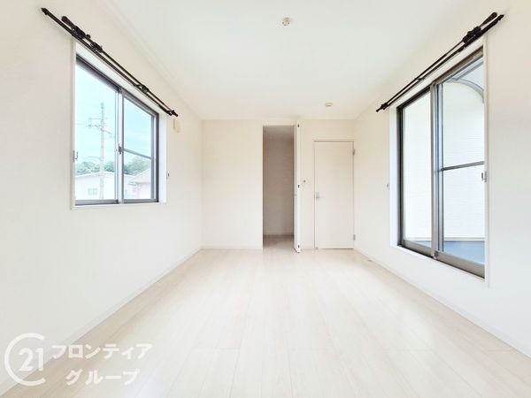 生駒市小平尾町の中古一戸建て