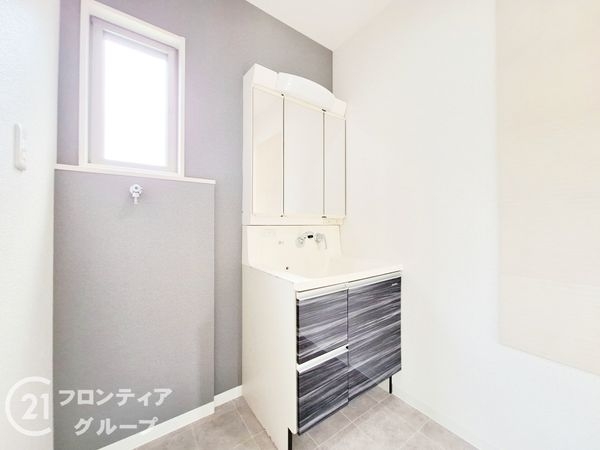 生駒市小平尾町の中古一戸建て