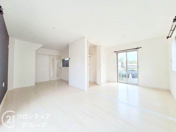 生駒市小平尾町　中古一戸建て