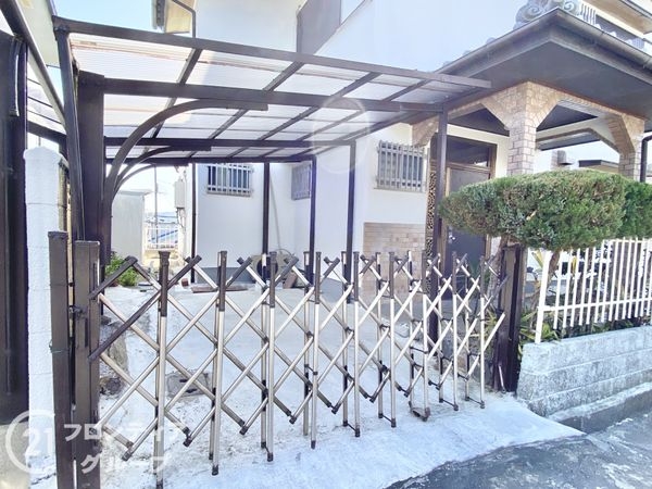 生駒郡平群町大字梨本の中古一戸建て