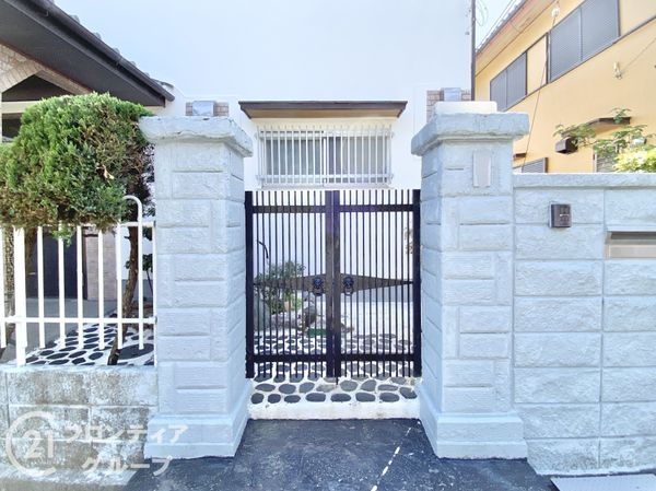 生駒郡平群町大字梨本の中古一戸建て