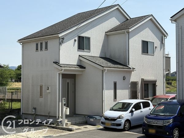 木津川市木津南後背の中古一戸建て