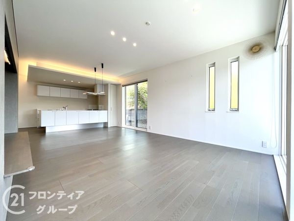 奈良市宝来町の中古一戸建て