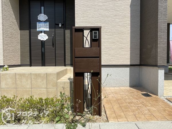 香芝市磯壁５丁目　新築一戸建て　2号棟