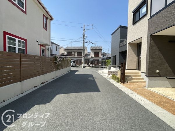 香芝市磯壁５丁目　新築一戸建て　2号棟