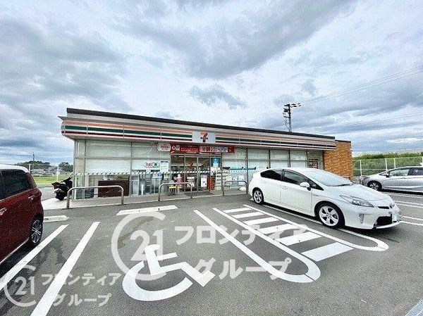 香芝市磯壁5丁目 新築一戸建て 4号棟(セブンイレブン香芝磯壁4丁目店)