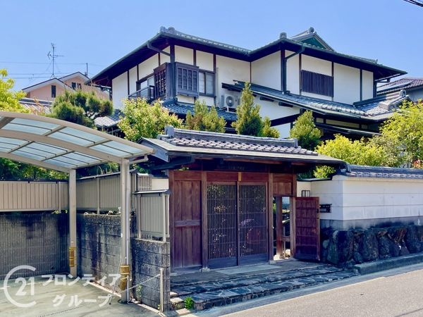 生駒市小瀬町の中古一戸建て