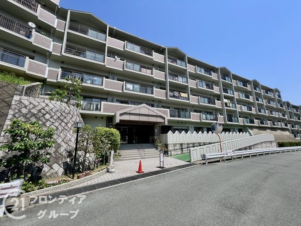 ラウンドヒルズ生駒Ｂ棟　中古マンション