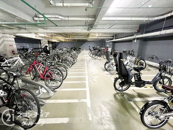 ラウンドヒルズ生駒Ｂ棟　中古マンション