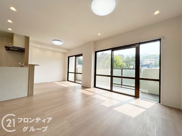 ラウンドヒルズ生駒Ｂ棟　中古マンション
