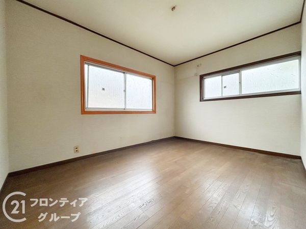 生駒市北新町の中古一戸建て