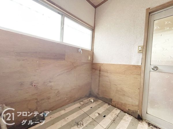 生駒市北新町の中古一戸建て