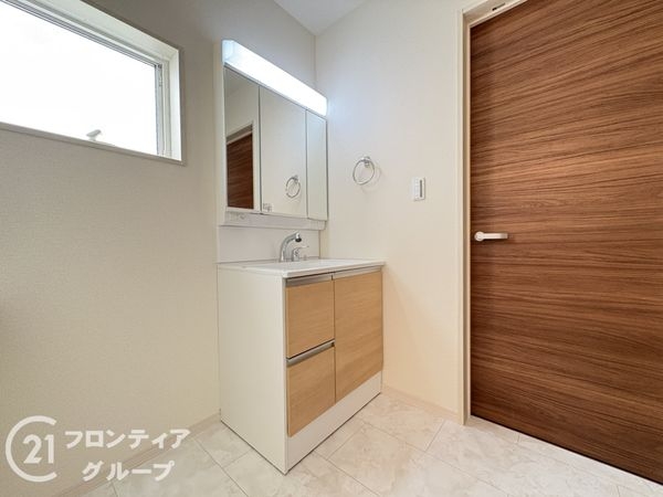 大和郡山市東岡町　新築一戸建て　全１区画