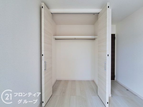 橿原市山本町　新築一戸建て　２号棟