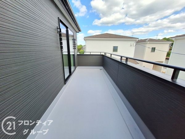 橿原市山本町　新築一戸建て　２号棟
