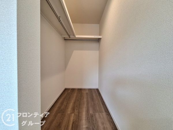橿原市山本町　新築一戸建て　５号棟