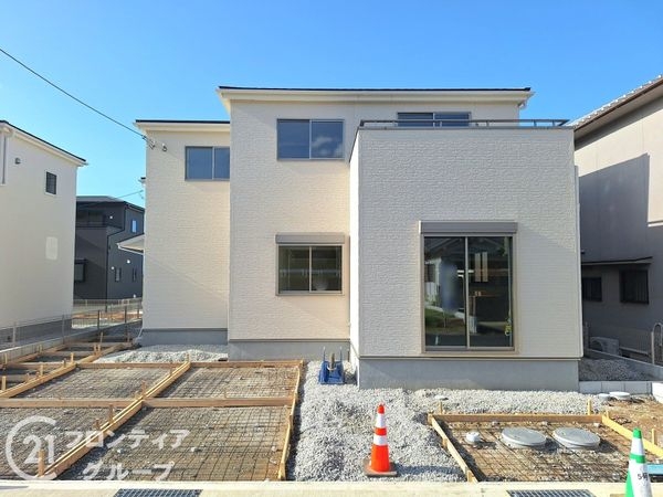 橿原市山本町　新築一戸建て　５号棟