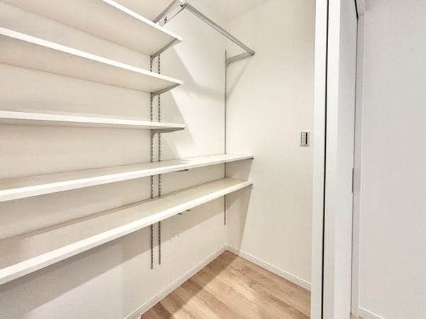 橿原市見瀬町　新築一戸建て　全１区画